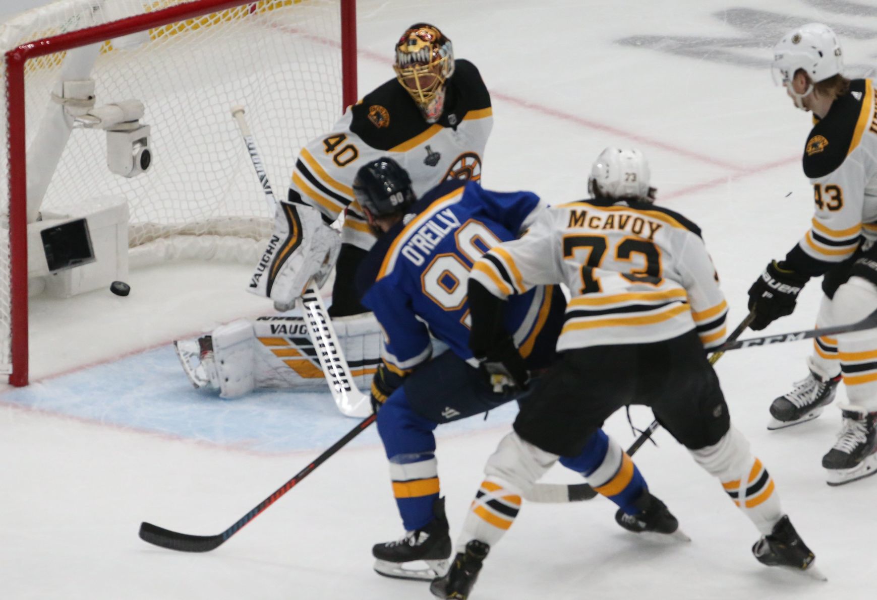 Blues skate in critical Game 4 for the Stanley Cup